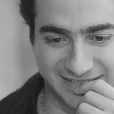 دانلود آهنگ همایون شجریان ای در رگانم خون وطن ای پرچمت ما را کفن